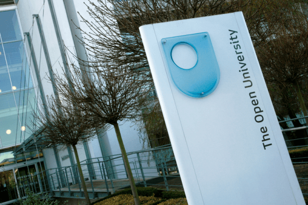 open-university-ou-migration-reussie-vers-le-cloud-de-planon