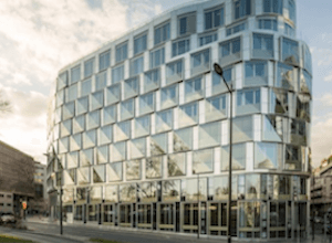 bedel-finit-lanneesur-les-chapeaux-de-roues