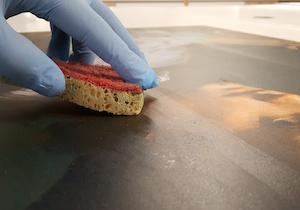 muzeo-prouve-la-resistance-de-ses-materiaux-au-nettoyage-virucide